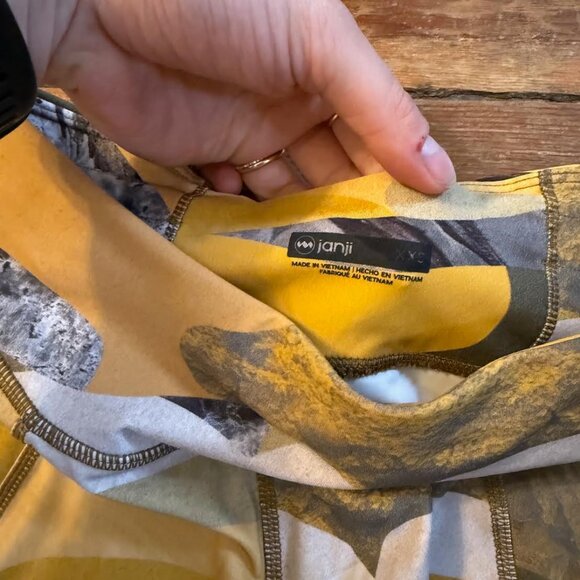 NEW Janji 5" Women's Pace Short, Dunescape, XXS - Picture 10 of 10